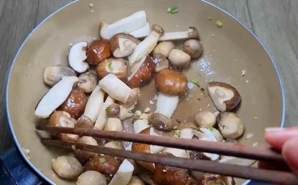 cách nấu bún bò huế chay