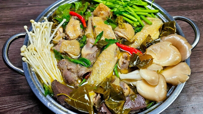 cách nấu lẩu gà lá giang