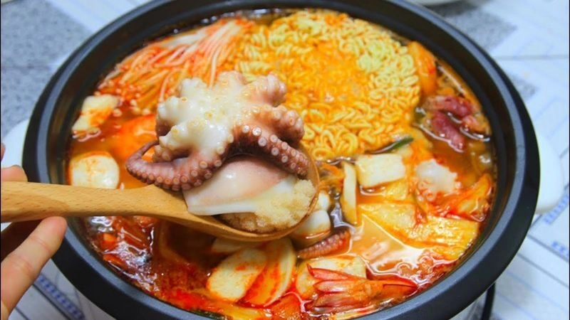 cách nấu lẩu hải sản