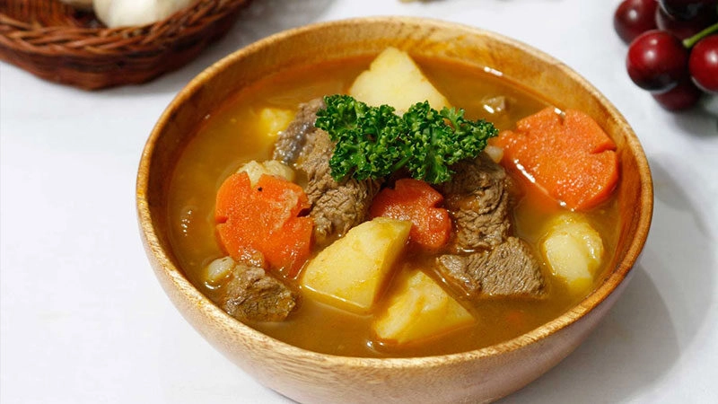 cách nấu thịt bò sốt vang miền bắc