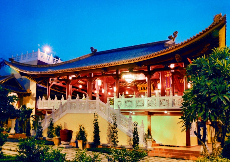 chùa Bến Tre