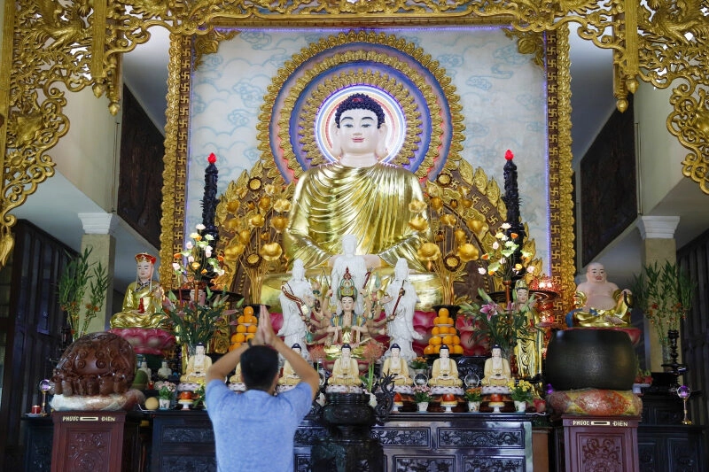 chùa vạn phước bến tre
