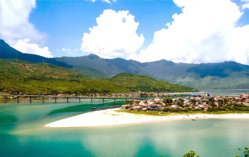 Huế có gì chơi