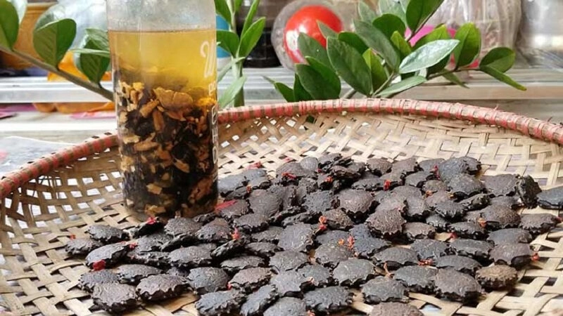 Mẹo dân gian chữa đau vai gáy